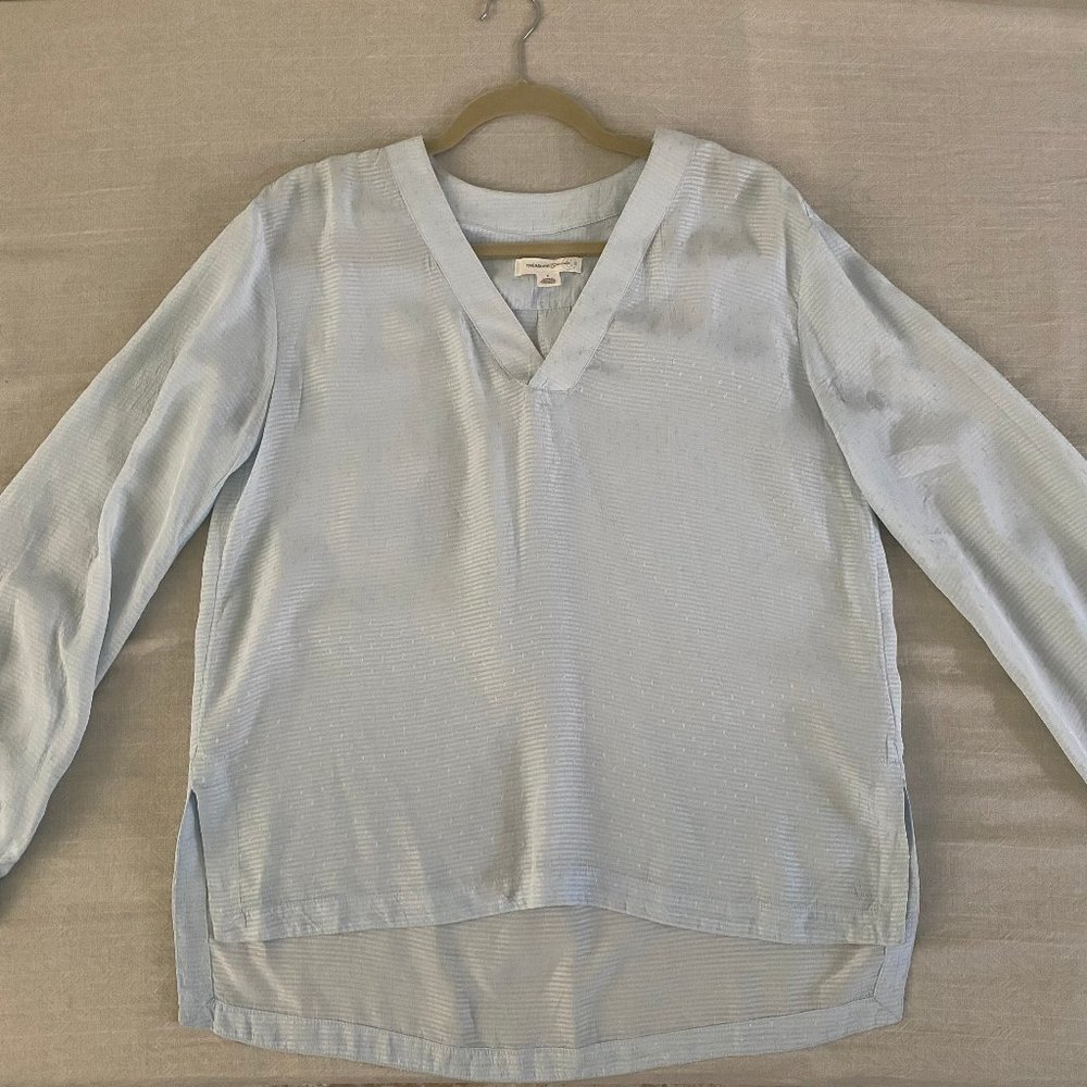 Treasure & Bond V-neck Sky Blue Blouse - Size S